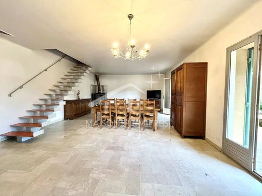 Luxe woning in Caseneuve, Vaucluse