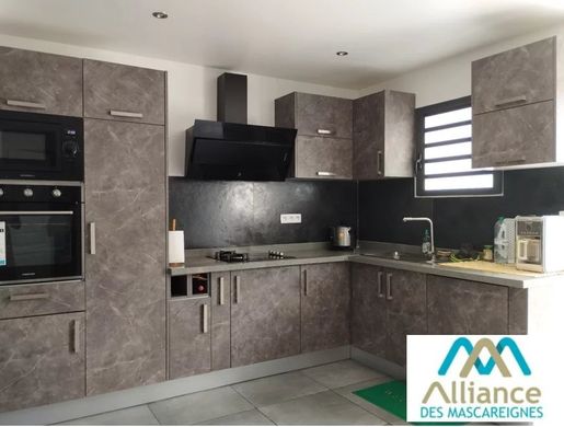 Luxury home in Saint-Paul, Réunion