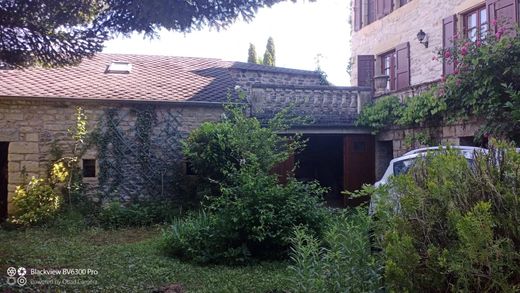 Luxus-Haus in Marvejols, Lozère