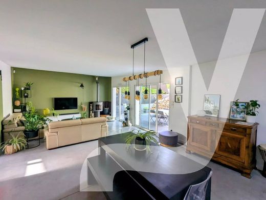 منزل ﻓﻲ نانت, Loire-Atlantique