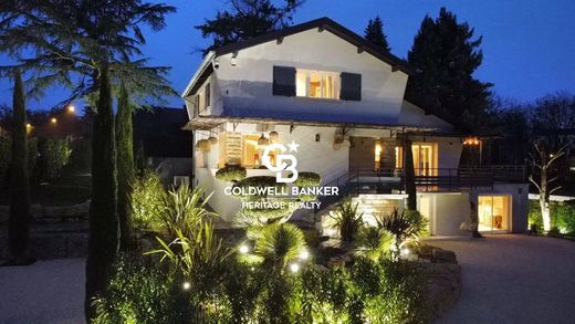 Luxus-Haus in Charbonnières-les-Bains, Rhône