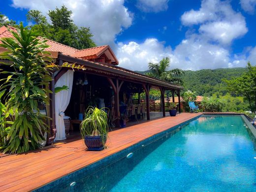 Luxury home in Pointe-Noire, Guadeloupe