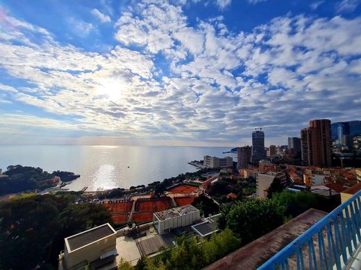 Apartment / Etagenwohnung in Roquebrune-Cap-Martin, Alpes-Maritimes