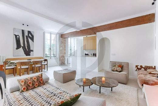 Apartment / Etagenwohnung in Saint-Germain, Odéon, Monnaie, Paris