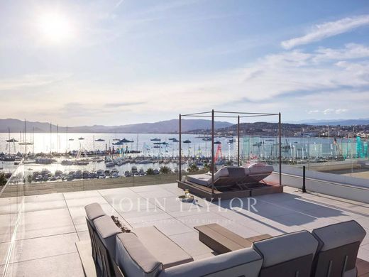 Apartment / Etagenwohnung in Cannes, Alpes-Maritimes