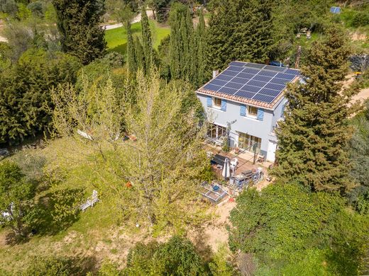 Luxe woning in Roquevaire, Bouches-du-Rhône