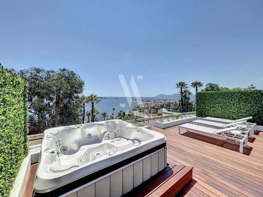 아파트 / 칸, Alpes-Maritimes