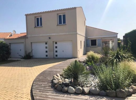 Luxe woning in La Tremblade, Charente-Maritime