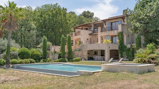 Villa in Roquefort-les-Pins, Alpes-Maritimes
