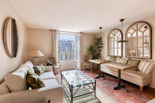 Apartament w Tour Eiffel, Invalides – Ecole Militaire, Saint-Thomas d’Aquin, Paris