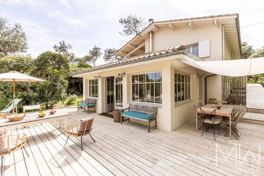 Villa in Cap Ferret, Gironde