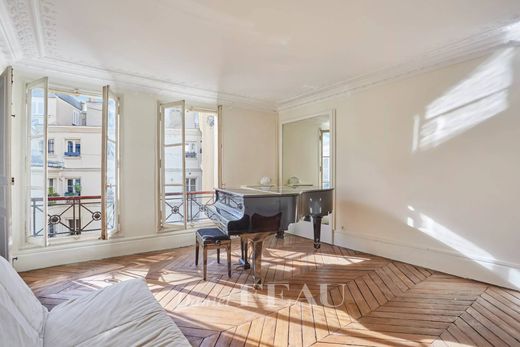 Apartment / Etagenwohnung in Tour Eiffel, Invalides – Ecole Militaire, Saint-Thomas d’Aquin, Paris