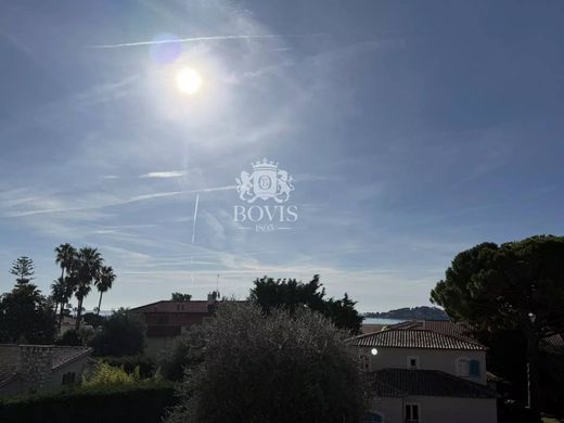 Apartment in Beaulieu-sur-Mer, Alpes-Maritimes