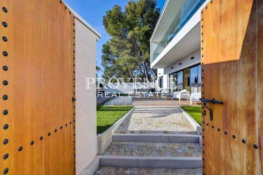 Villa Marsilya, Bouches-du-Rhône