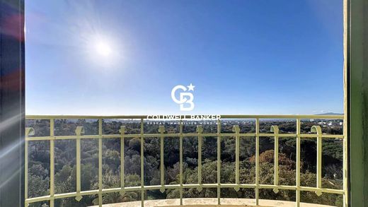 Apartment / Etagenwohnung in Fréjus, Var