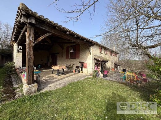 Luksusowy dom w Lalbenque, Lot