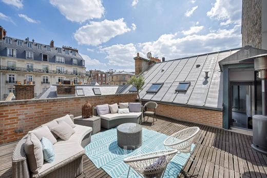 Luxus-Haus in Monceau, Courcelles, Ternes, Paris