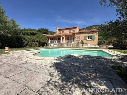 빌라 / Cuges-les-Pins, Bouches-du-Rhône