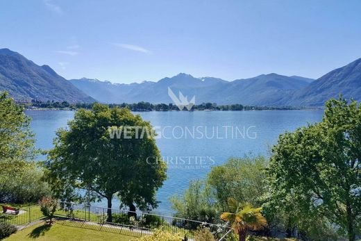 Villa a Minusio, Locarno District