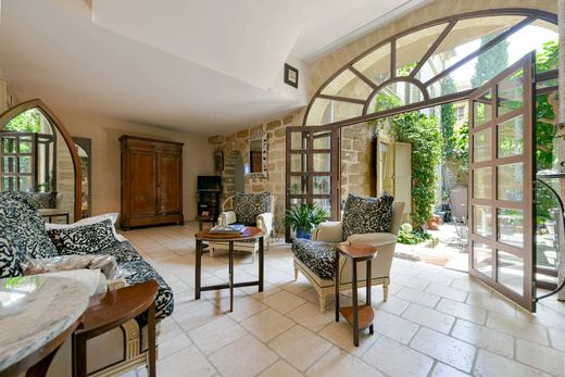 Luxury home in Uzès, Gard