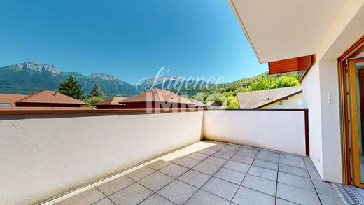 Piso / Apartamento en Duingt, Alta Saboya