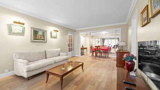 Vaucresson, Hauts-de-Seineのアパートメント