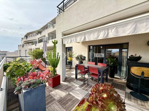 Apartment in Menton, Alpes-Maritimes