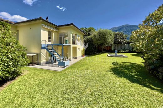 Ascona, Locarno Districtのヴィラ