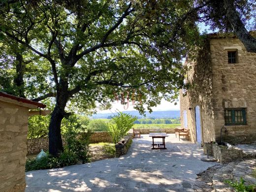 村舍/农舍  Cucuron, Vaucluse
