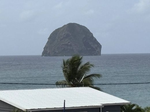 Daire Le Diamant, Martinique