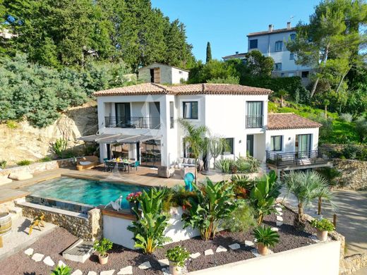 Villa in Vallauris, Alpes-Maritimes