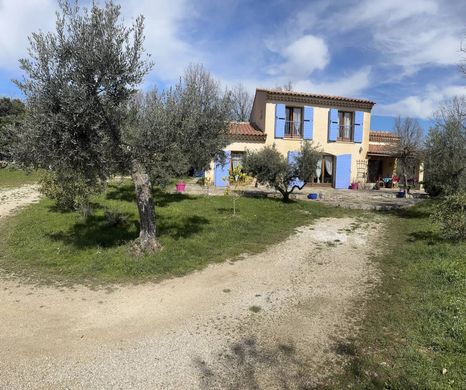 Luxury home in Châteaudouble, Var