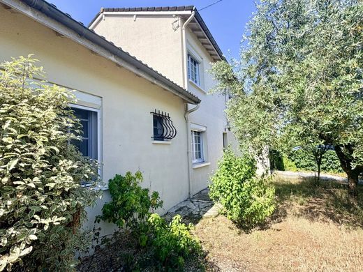 Lüks ev Eysines, Gironde