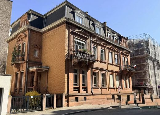 Apartment / Etagenwohnung in Straßburg, Bas-Rhin