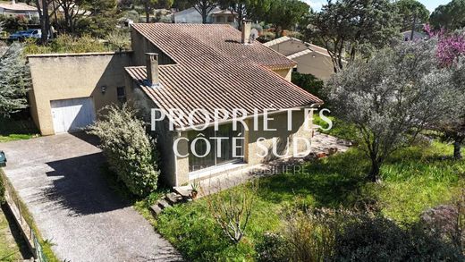 Villa a Pujaut, Gard