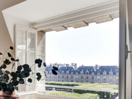 Apartment in Temple, Rambuteau – Francs Bourgeois, Réaumur, Paris