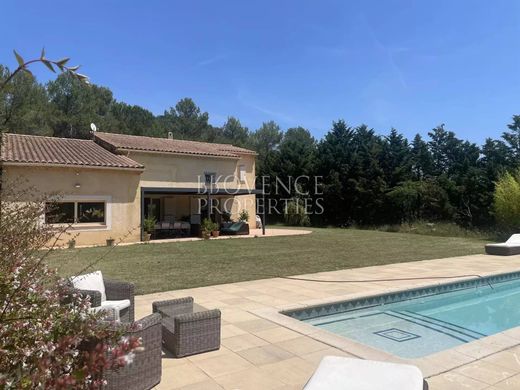 Luxury home in Brignoles, Var