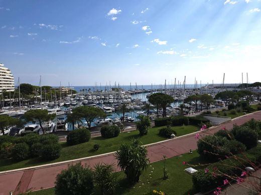 ‏דירה ב  Villeneuve-Loubet, Alpes-Maritimes