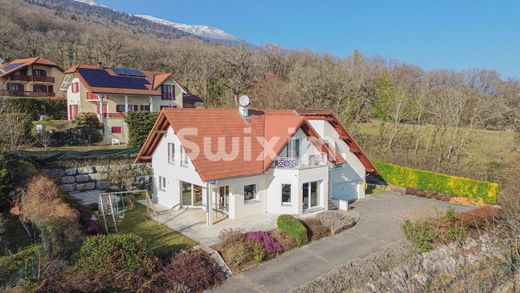 Элитный дом, Crozet, Ain