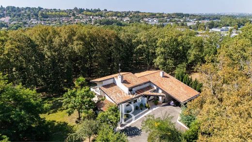 Villa in Saint-Jean, Haute-Garonne