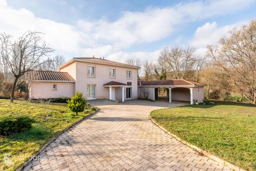 Вилла, Lachassagne, Rhône