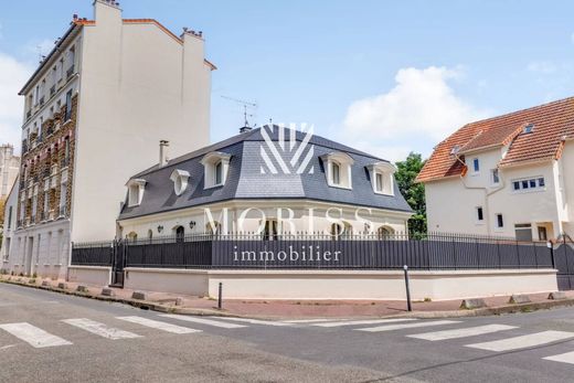 Casa di lusso a Saint-Maur-des-Fossés, Val-de-Marne