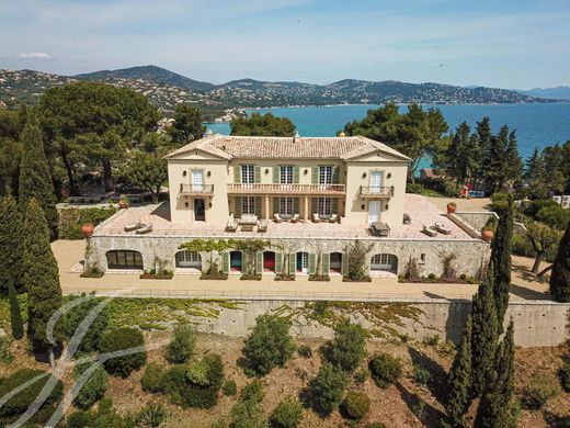 Casa di lusso a Sainte-Maxime, Var