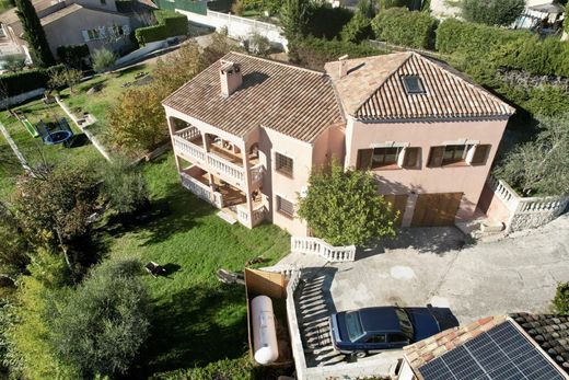 Luxe woning in Tourrette-Levens, Alpes-Maritimes