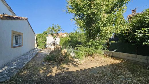 Luxus-Haus in Le Cannet-des-Maures, Var