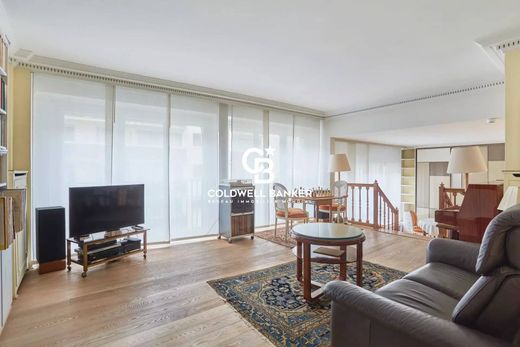 Piso / Apartamento en Neuilly-sur-Seine, Altos de Sena