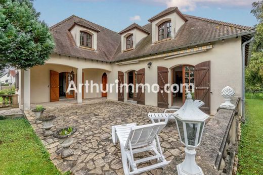 Luxury home in Thorigny-sur-Marne, Seine-et-Marne