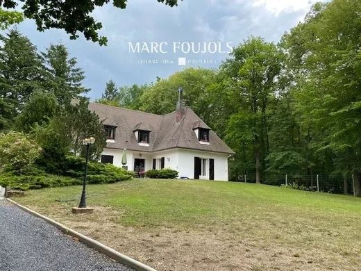 Luxury home in Lamorlaye, Oise