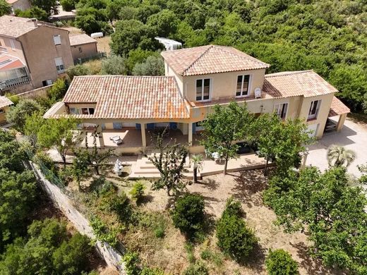 Maison de luxe à Plan-d'Aups-Sainte-Baume, Var