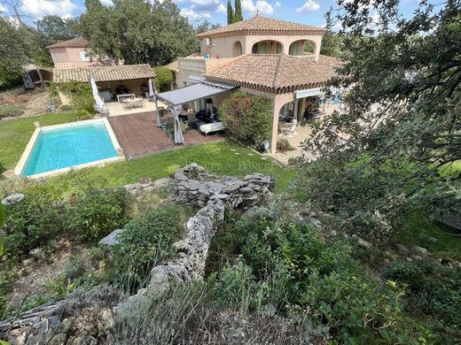 Luxury home in Castillon-du-Gard, Gard